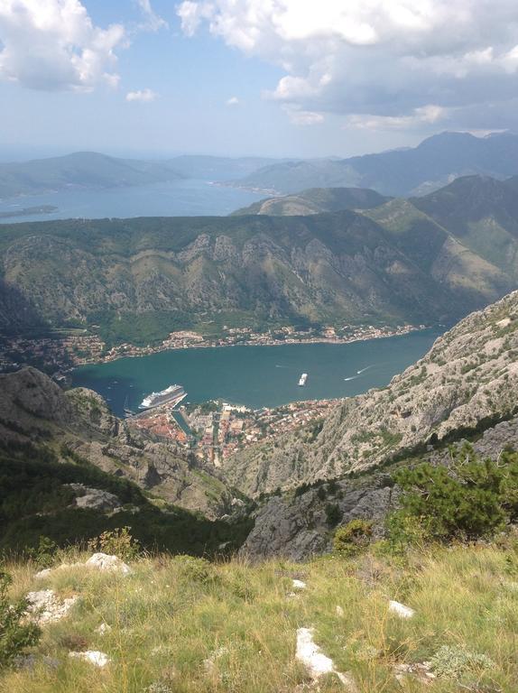 Holiday Home Kotor Room photo